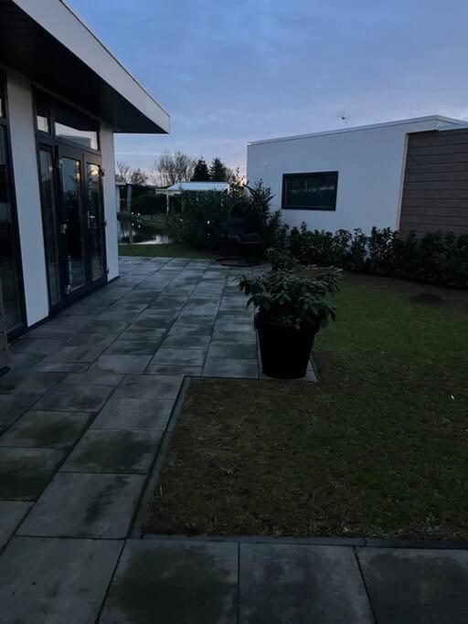 Luxus Chalet Waterfront Lathum Exterior foto
